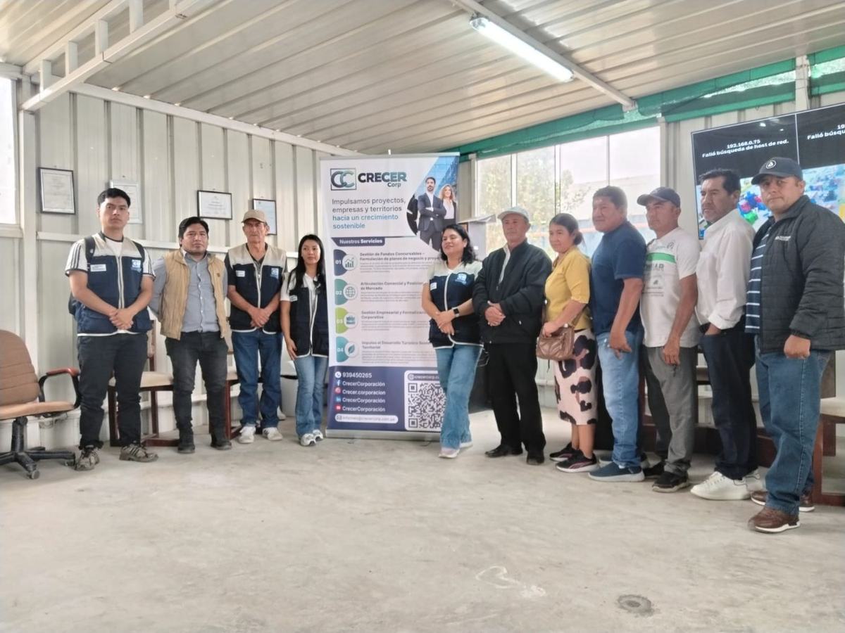 Productores y directivos de GIES Pacanga reunidos con CRECER Corp